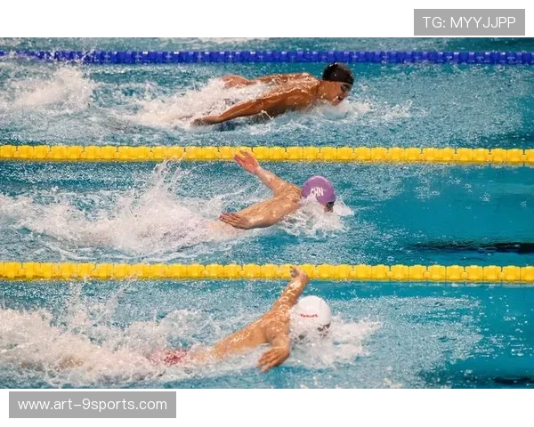 世界青少年游泳锦标赛：中国又拿第一